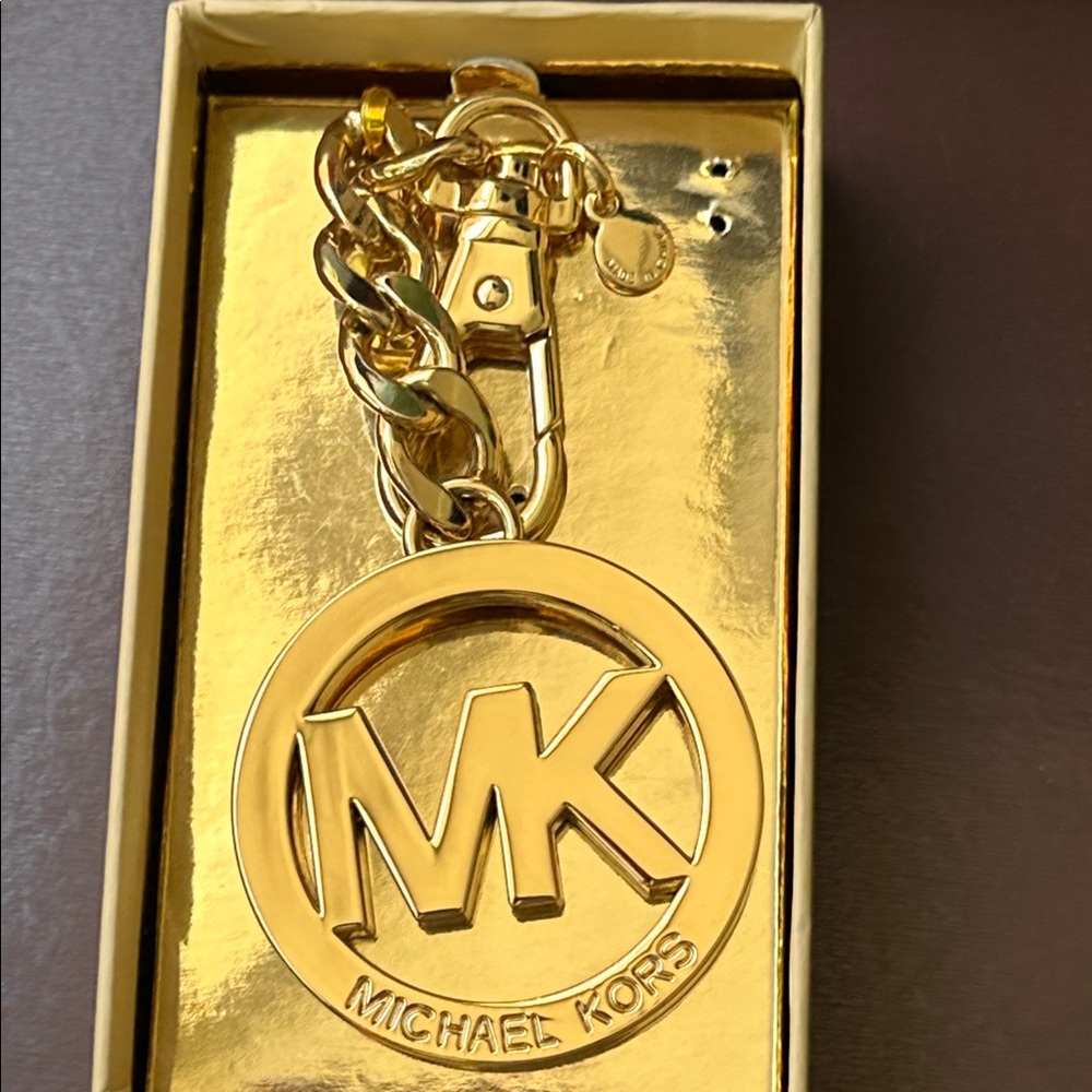 Michael Kors Shiny Gold Charm/Fob